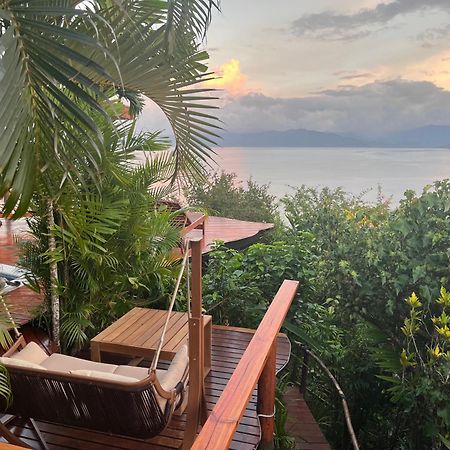Naveria Heights Lodge Savusavu Buitenkant foto