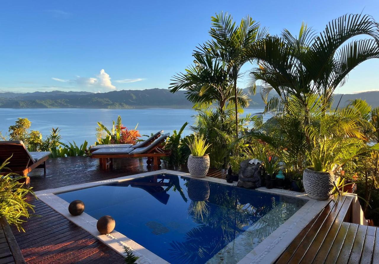 Naveria Heights Lodge Savusavu Buitenkant foto