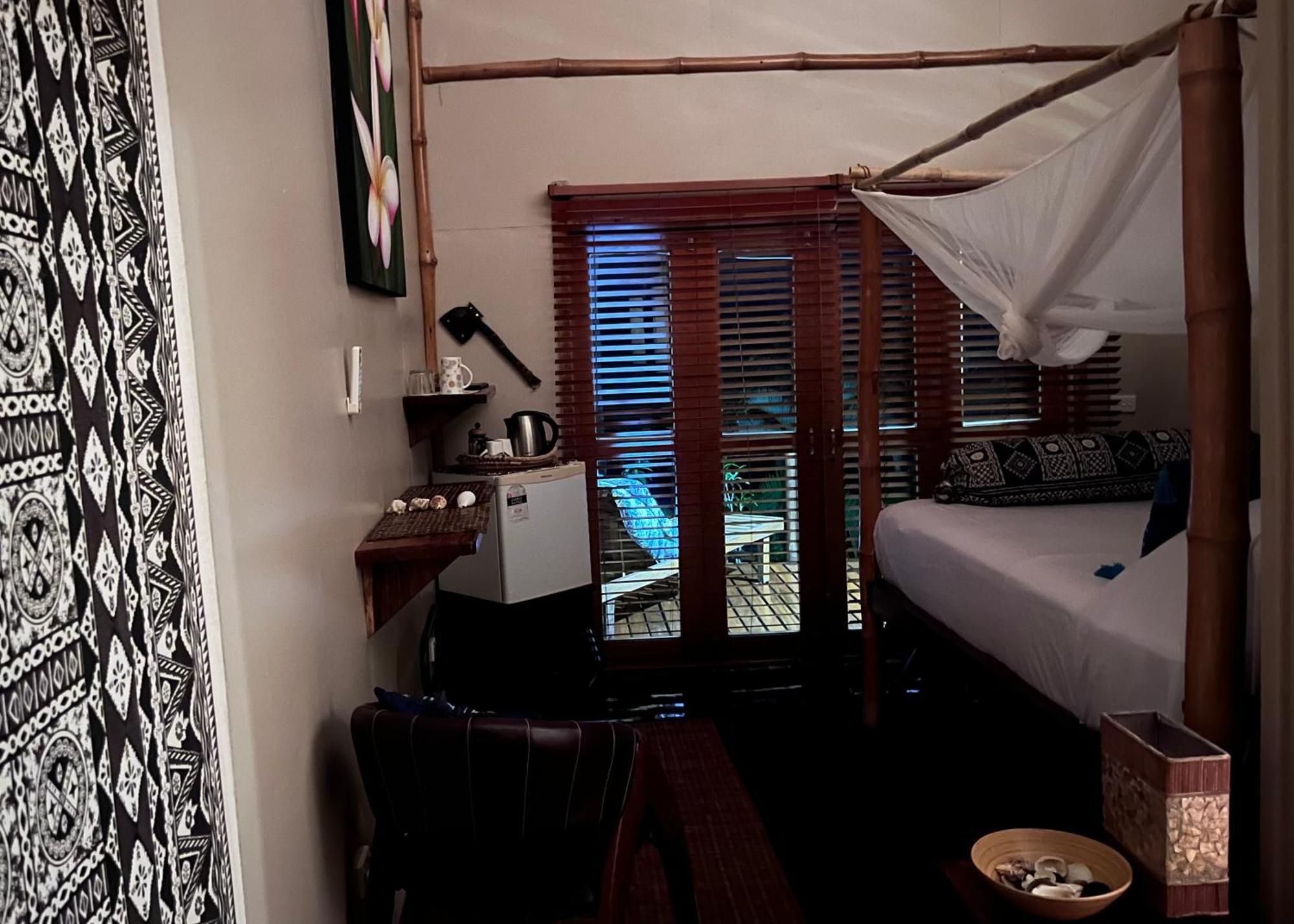 Naveria Heights Lodge Savusavu Buitenkant foto