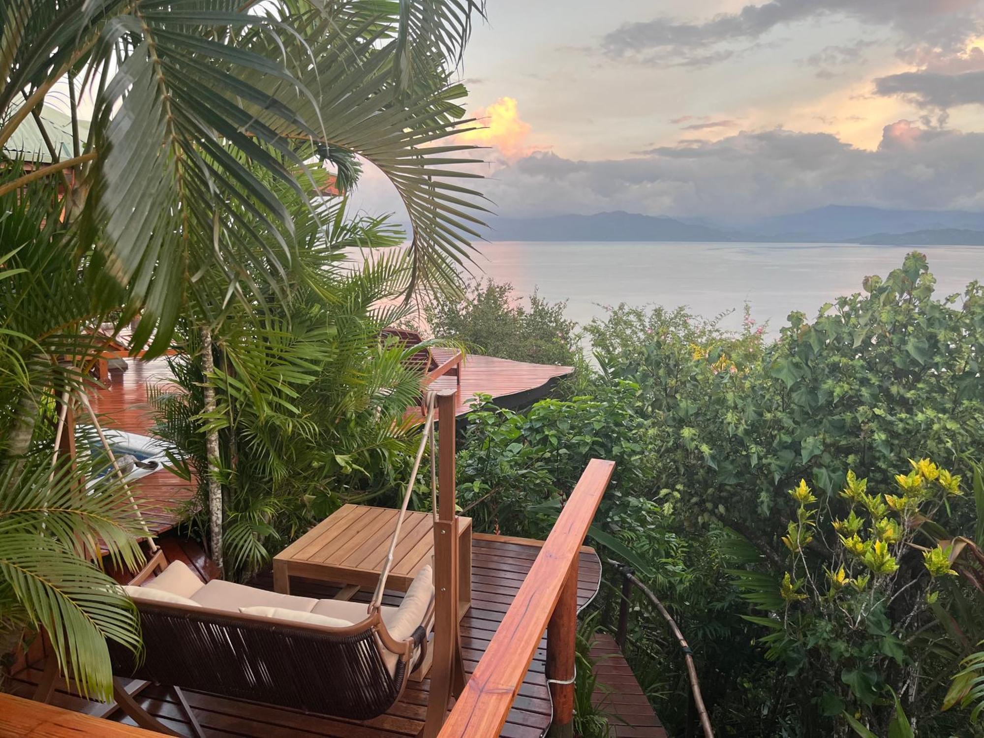 Naveria Heights Lodge Savusavu Buitenkant foto