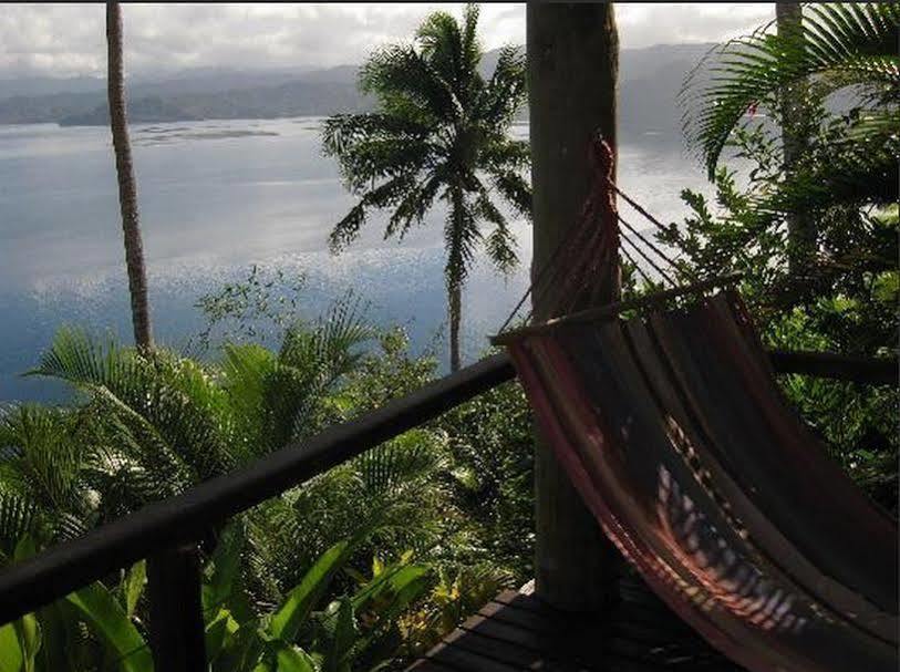 Naveria Heights Lodge Savusavu Buitenkant foto