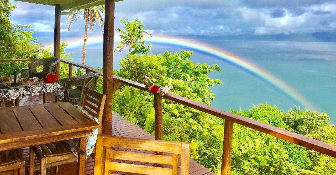 Naveria Heights Lodge Savusavu Buitenkant foto