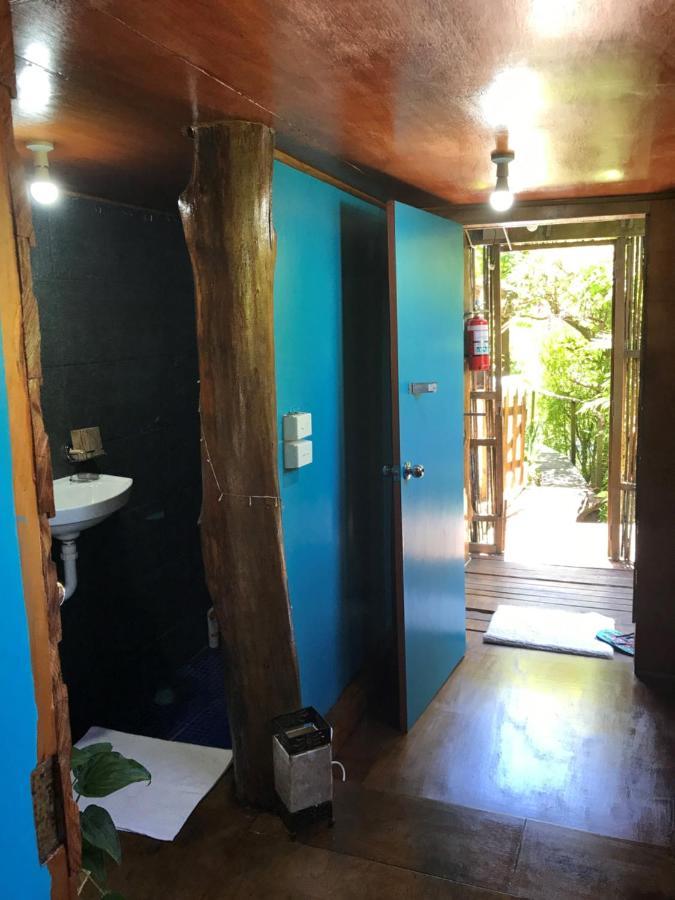 Naveria Heights Lodge Savusavu Buitenkant foto